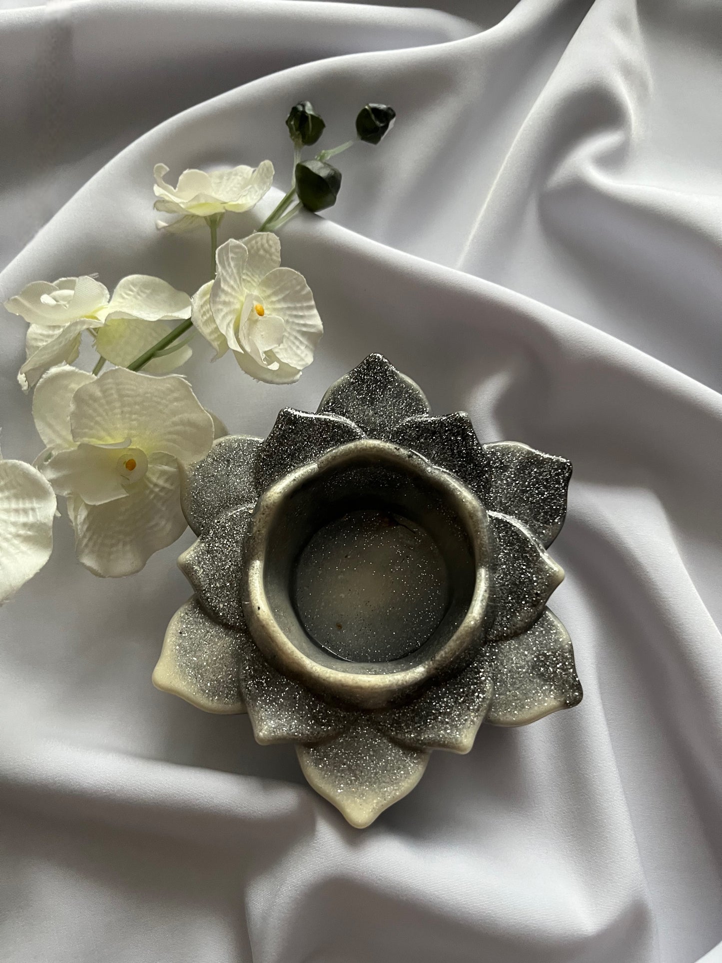 Charcoal Lotus Candle Holder